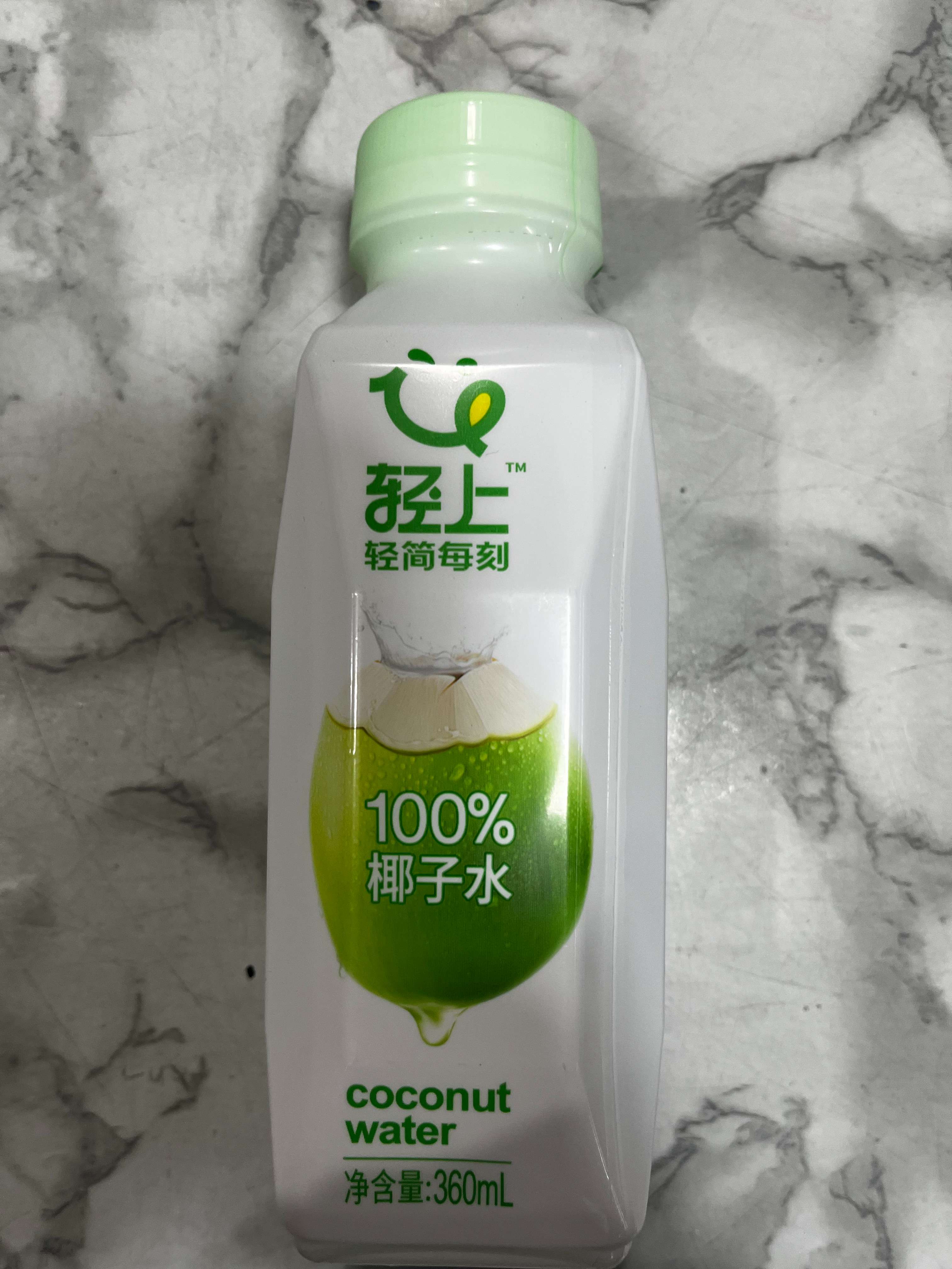 轻上轻简每刻100%椰子水360ml